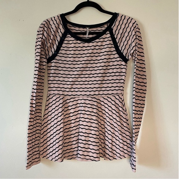 Free People Long Sleeve Striped Peplum Top Sz S - Picture 4 of 6
